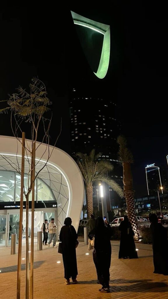 book massage in Riyadh 24/7 fast contact service